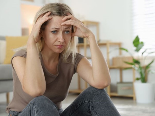 Symptoms women often notice first